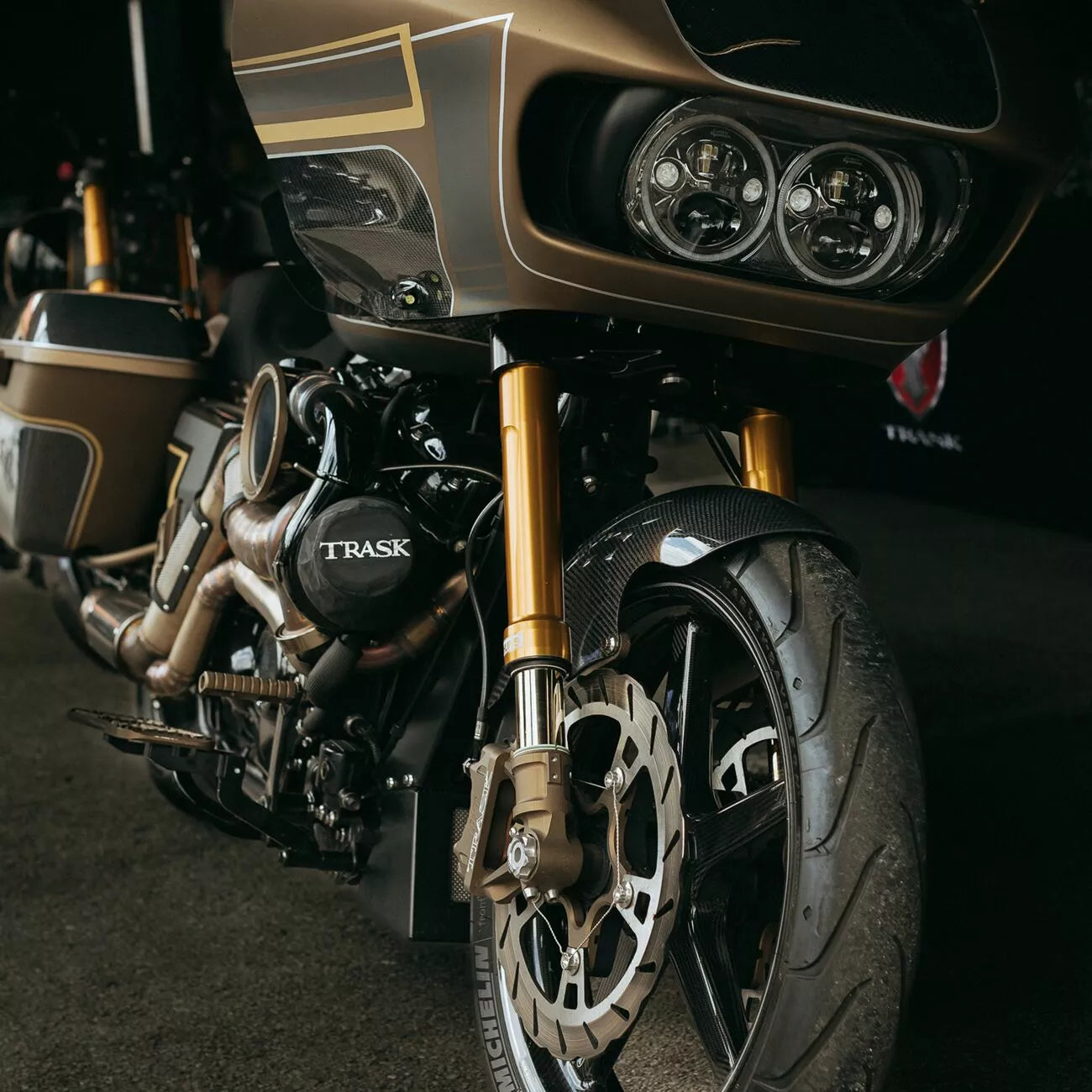 CUSTOM DYNAMICS TRUBEAM LED FORLYGTE - HALO/BLINK - Harley-Davidson Road Glide 2015-2023