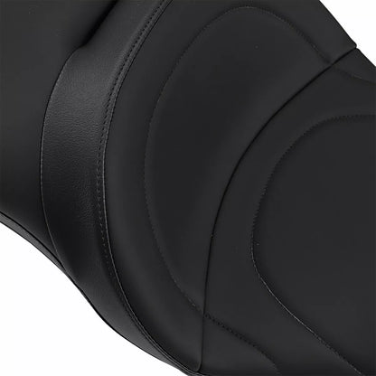 Touring 2009 til 2024 sæde i læder til 2 personer – kompatibelt med ryglæn