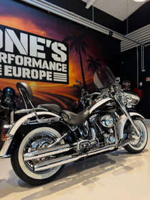 Harley-Davidson Softail Deluxe – 2004