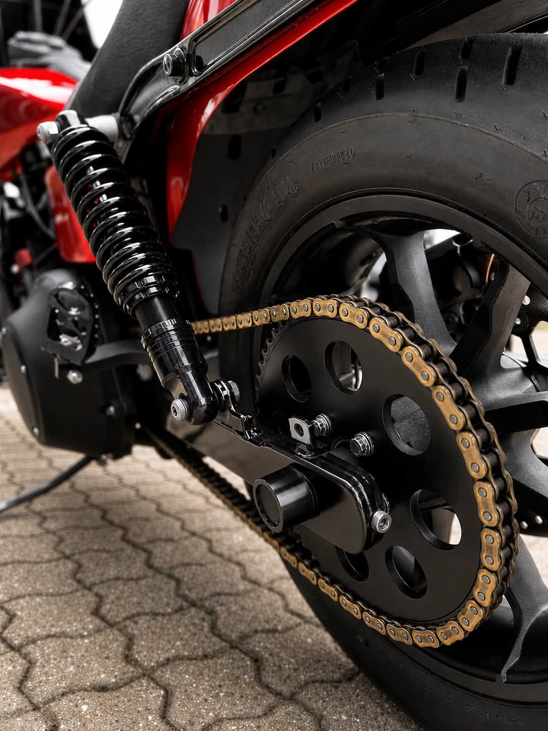 Harley-Davidson Dyna Street Bob FXDB 2013 – Clubstyle