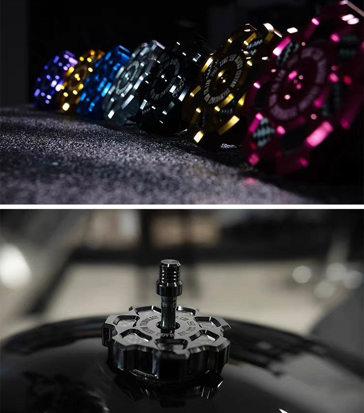 Black3 7-Spoke CNC Tankdæksel Carbon – Harley-Davidson